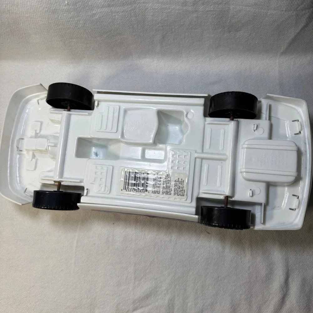 Vintage Mark Martin 6 Valvoline NASCAR Toy Car American Plastic‎ Toys 14.5 inch
